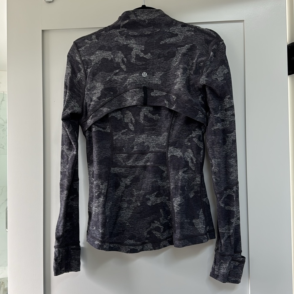 Lululemon Define Jacket - Picture 2 of 3
